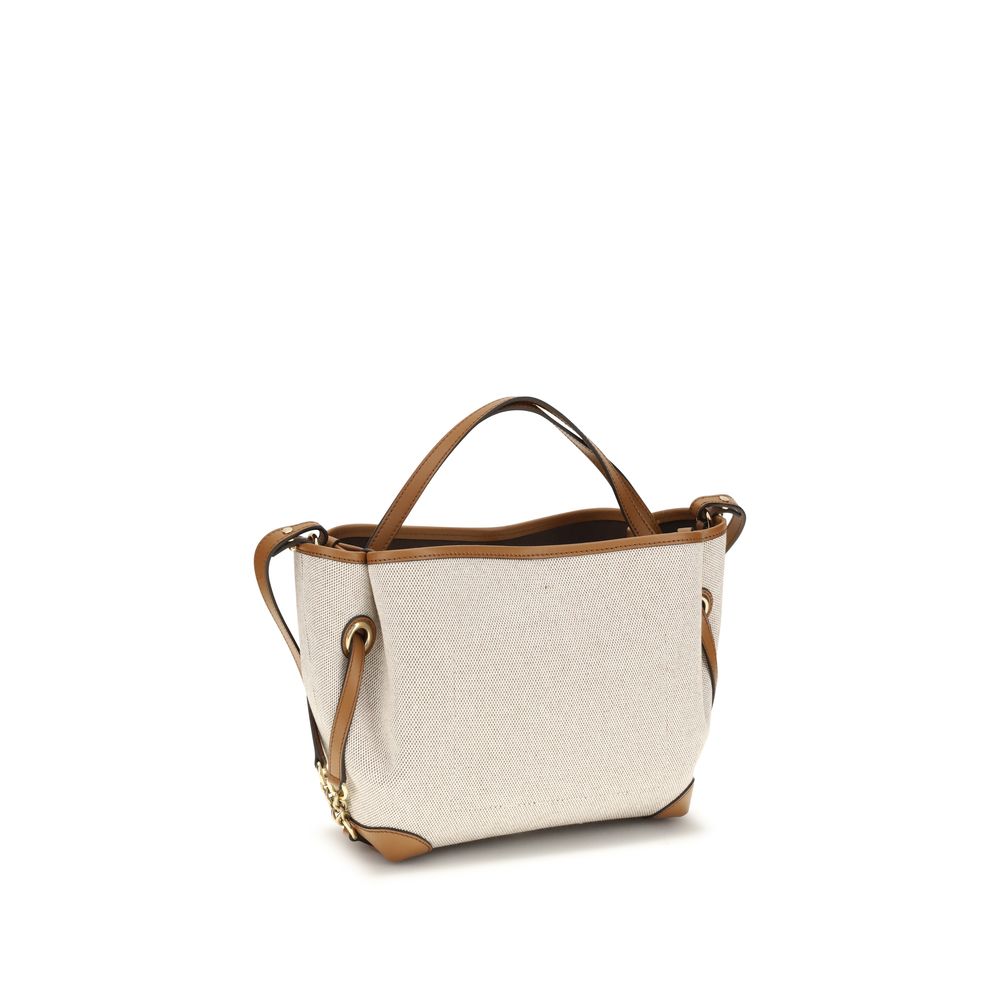 Chloé