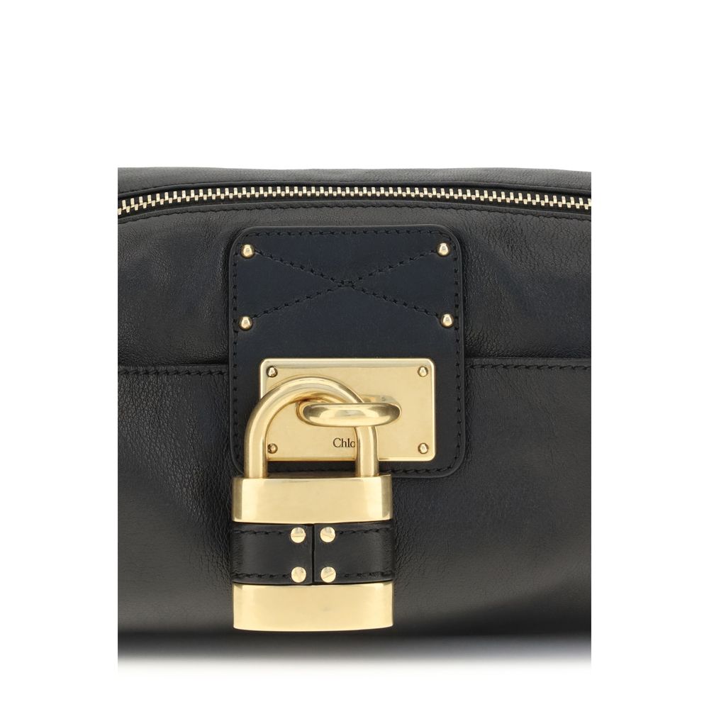 Chloé