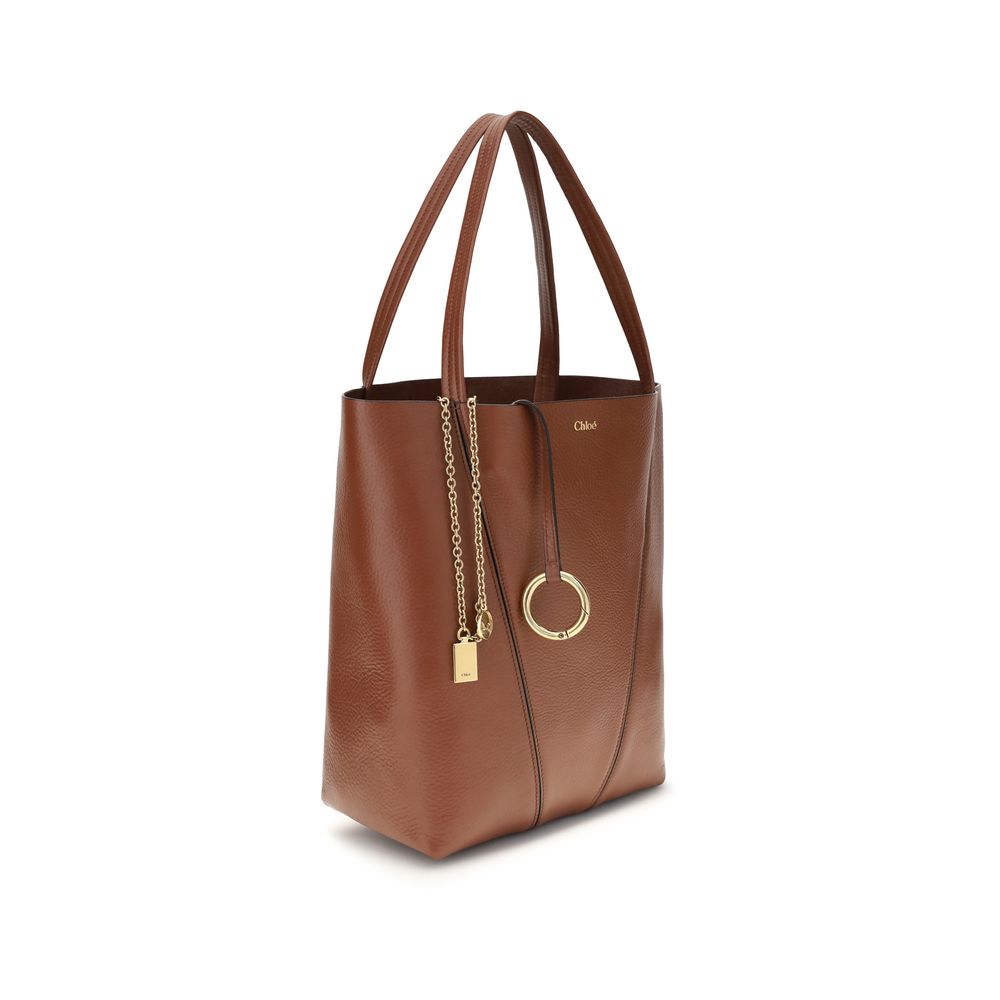 Chloé