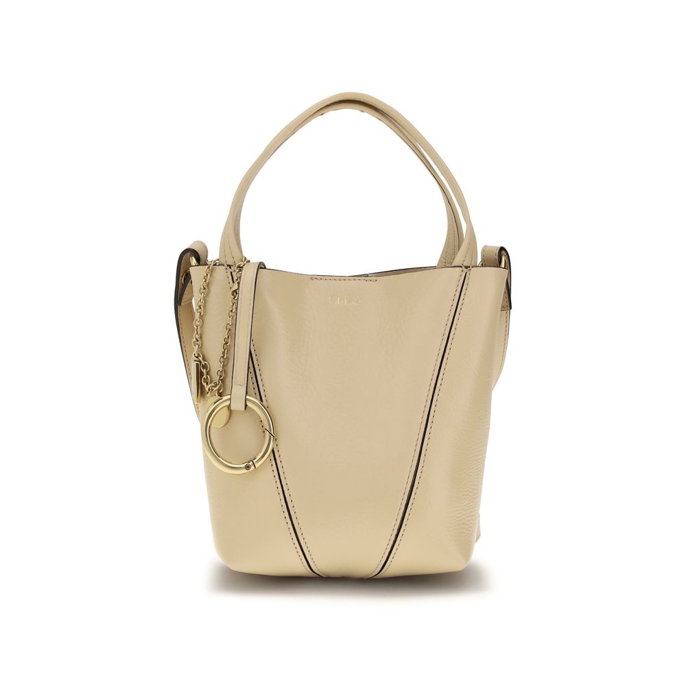 Chloé