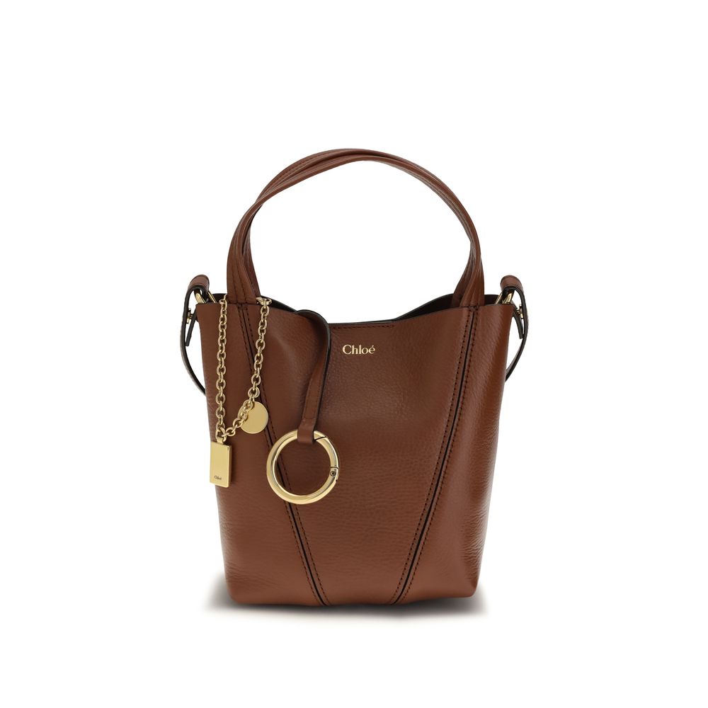 Chloé