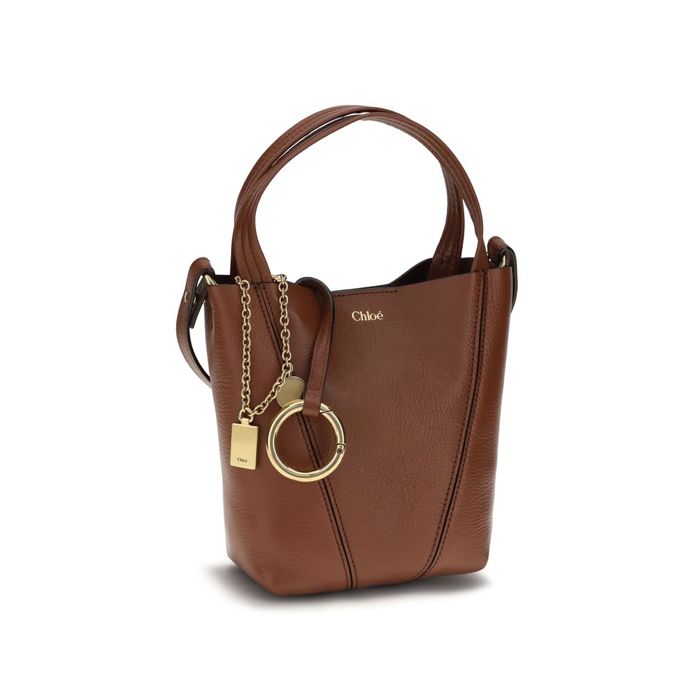 Chloé