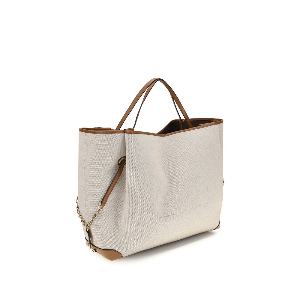Chloé